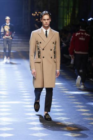 ディランの孫も登場、ミレニアルズ集め、圧巻のドルチェ＆ガッバーナワールド【2017-18秋冬メンズ】