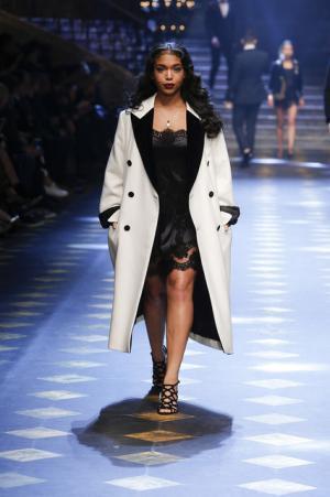 ディランの孫も登場、ミレニアルズ集め、圧巻のドルチェ＆ガッバーナワールド【2017-18秋冬メンズ】