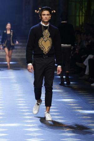 ディランの孫も登場、ミレニアルズ集め、圧巻のドルチェ＆ガッバーナワールド【2017-18秋冬メンズ】