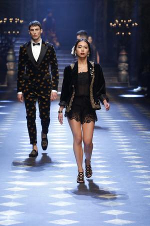 ディランの孫も登場、ミレニアルズ集め、圧巻のドルチェ＆ガッバーナワールド【2017-18秋冬メンズ】