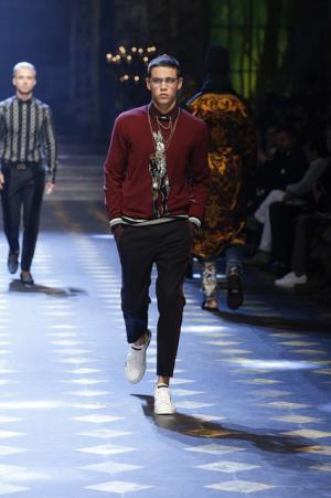 ディランの孫も登場、ミレニアルズ集め、圧巻のドルチェ＆ガッバーナワールド【2017-18秋冬メンズ】