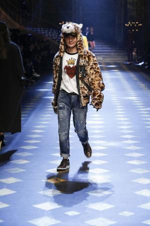 ディランの孫も登場、ミレニアルズ集め、圧巻のドルチェ＆ガッバーナワールド【2017-18秋冬メンズ】