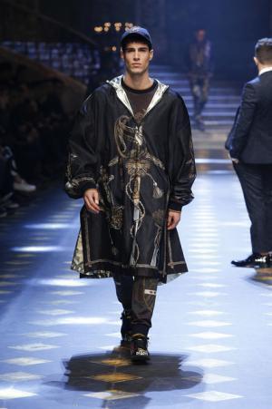 ディランの孫も登場、ミレニアルズ集め、圧巻のドルチェ＆ガッバーナワールド【2017-18秋冬メンズ】