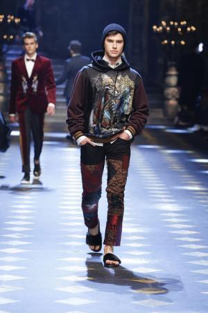 ディランの孫も登場、ミレニアルズ集め、圧巻のドルチェ＆ガッバーナワールド【2017-18秋冬メンズ】