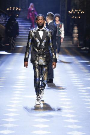 ディランの孫も登場、ミレニアルズ集め、圧巻のドルチェ＆ガッバーナワールド【2017-18秋冬メンズ】