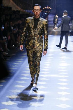 ディランの孫も登場、ミレニアルズ集め、圧巻のドルチェ＆ガッバーナワールド【2017-18秋冬メンズ】