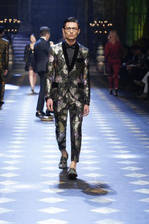 ディランの孫も登場、ミレニアルズ集め、圧巻のドルチェ＆ガッバーナワールド【2017-18秋冬メンズ】