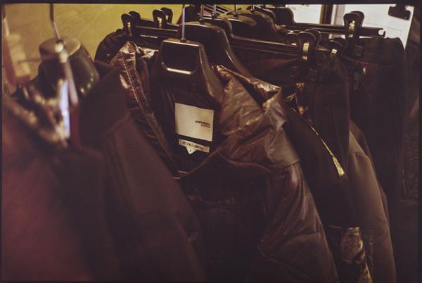 「ビジネスとクリエーション、葛藤と戦いながら“継続”することでブランドは成長する」ヨシオクボデザイナー久保嘉男の哲学――前編【INTERVIEW】