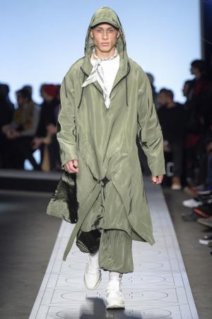 ストリートからモードへ、秋元梢も登場したマルセロ・ブロンの新境地【2017-18秋冬メンズ】