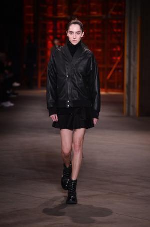 武道へのオマージュをハードテックに斬ったディーゼル ブラック ゴールド【2017-18秋冬コレクション】