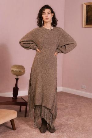 ステラ マッカートニーが2017オータムコレクションを発表。アリシア・キーズによるサプライズパフォーマンス