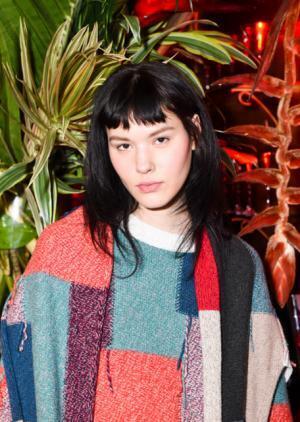 ステラ マッカートニーが2017オータムコレクションを発表。アリシア・キーズによるサプライズパフォーマンス