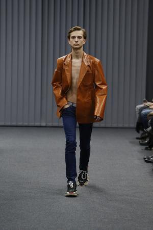 ワークウエアをオマージュしたバレンシアガのビッグ＆ナロー【2017-18秋冬メンズ】