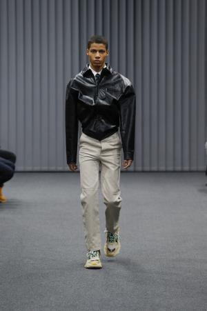 ワークウエアをオマージュしたバレンシアガのビッグ＆ナロー【2017-18秋冬メンズ】