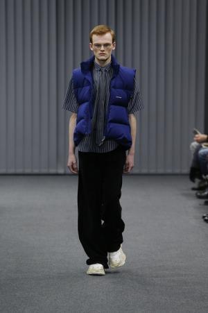 ワークウエアをオマージュしたバレンシアガのビッグ＆ナロー【2017-18秋冬メンズ】