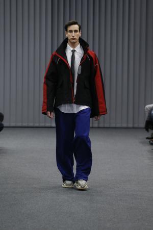 ワークウエアをオマージュしたバレンシアガのビッグ＆ナロー【2017-18秋冬メンズ】