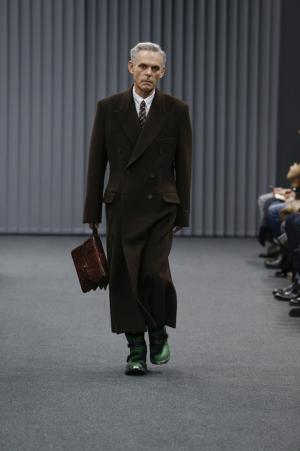 ワークウエアをオマージュしたバレンシアガのビッグ＆ナロー【2017-18秋冬メンズ】