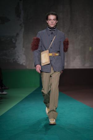 マルニのエレメントで遊んだフランチェスコ・リッソ【2017-18秋冬メンズ】