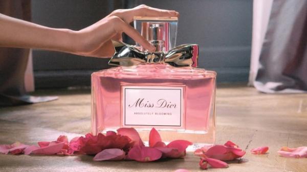 ディオール、幸せを運ぶフレグランス“ミス ディオール”の世界観を体験できる1日限定イベント開催