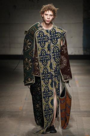 “恐怖”に立ち向かうロンドン注目株の若手デザイナークレイグ・グリーン【2017-18秋冬メンズ】