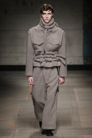 “恐怖”に立ち向かうロンドン注目株の若手デザイナークレイグ・グリーン【2017-18秋冬メンズ】