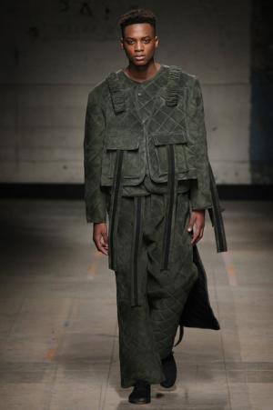 “恐怖”に立ち向かうロンドン注目株の若手デザイナークレイグ・グリーン【2017-18秋冬メンズ】