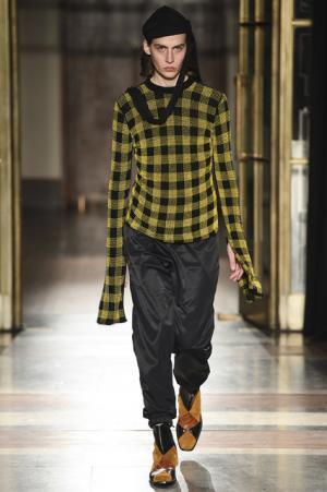 ウォールズ・ボナー、人種も性別も曖昧に。ラグジュアリーとアフリカンテイストを融合【2017-18秋冬コレクション】