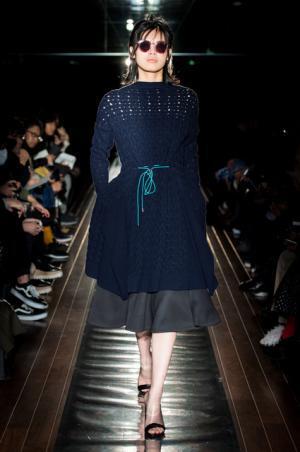 ラマルク、夜のメトロポリスに一筋のプリズム【2017-18秋冬ウィメンズ】