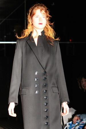 ラマルク、夜のメトロポリスに一筋のプリズム【2017-18秋冬ウィメンズ】