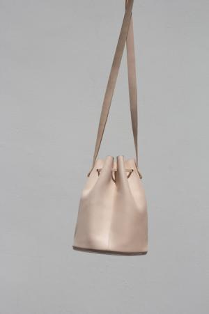 ビルディングブロックがPVC素材を使った新作バッグコレクションを発売