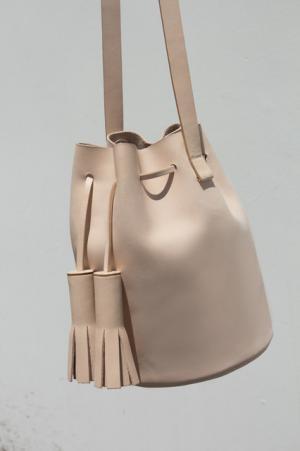 ビルディングブロックがPVC素材を使った新作バッグコレクションを発売