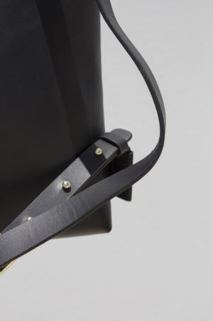 ビルディングブロックがPVC素材を使った新作バッグコレクションを発売