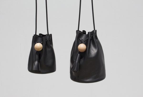 ビルディングブロックがPVC素材を使った新作バッグコレクションを発売