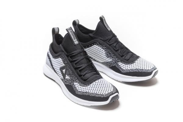 リーボックから「The Pumpテクノロジー」を搭載した新スニーカー「ポンプ シュプリーム」デビュー