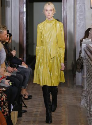 【ルック】ヴァレンティノ2017プレフォールコレクション