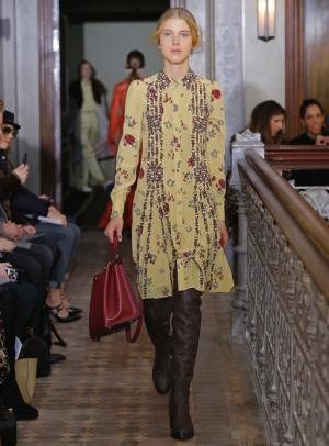 【ルック】ヴァレンティノ2017プレフォールコレクション