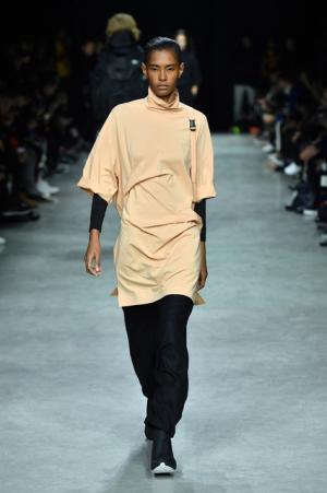 Y-3、テーマは対極的な“デジタル”と“自然”【2017-18秋冬コレクション】