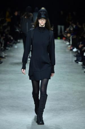 Y-3、テーマは対極的な“デジタル”と“自然”【2017-18秋冬コレクション】