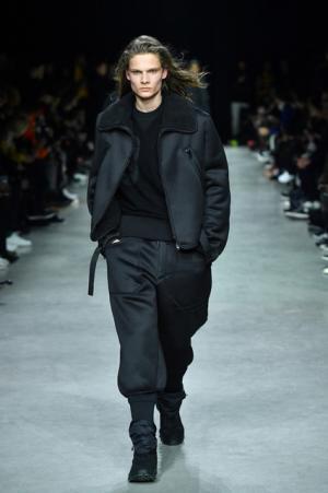 Y-3、テーマは対極的な“デジタル”と“自然”【2017-18秋冬コレクション】