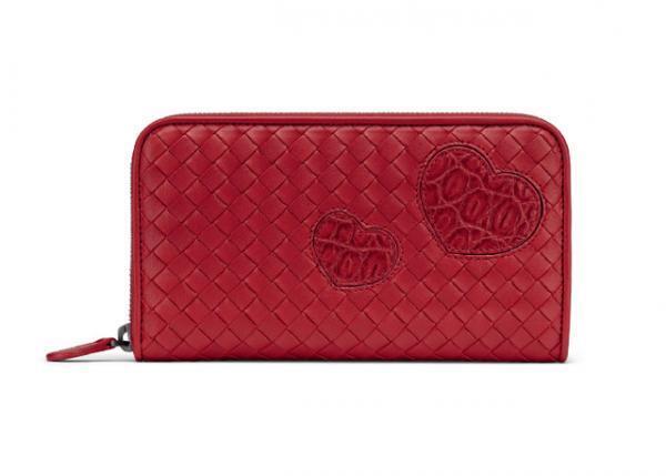 ボッテガ・ヴェネタからバレンタインだけのハートのギフトアイテムが登場