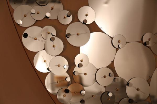 白金アワフェイバリットショップの“ひなまつり”は久門剛史のインスタレーションを展示