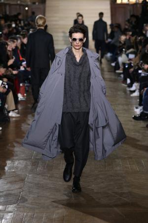 イッセイ ミヤケ メン、都会に息づく白樺の森【2017-18秋冬メンズ】