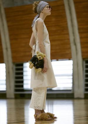 ビューティフルピープル×シュタイフ、小物入れにもなるライダースのテディベアを発売