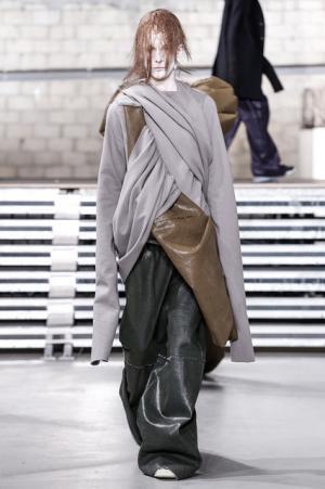 リック・オウエンス、何もかもが時放たれた時代【2017-18秋冬メンズ】