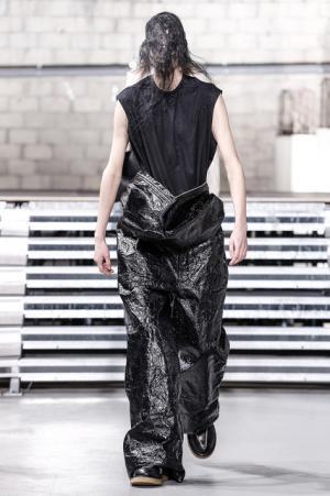 リック・オウエンス、何もかもが時放たれた時代【2017-18秋冬メンズ】