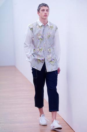 コム デ ギャルソン・シャツ、“シャツ”をキャンバスにアートを描く【2017-18秋冬メンズ】