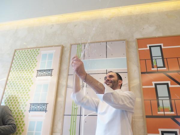 ドミニクアンセルベーカリー、銀座三越に日本2号店をオープン！空飛ぶケーキなど銀座だけのスイーツがお披露目