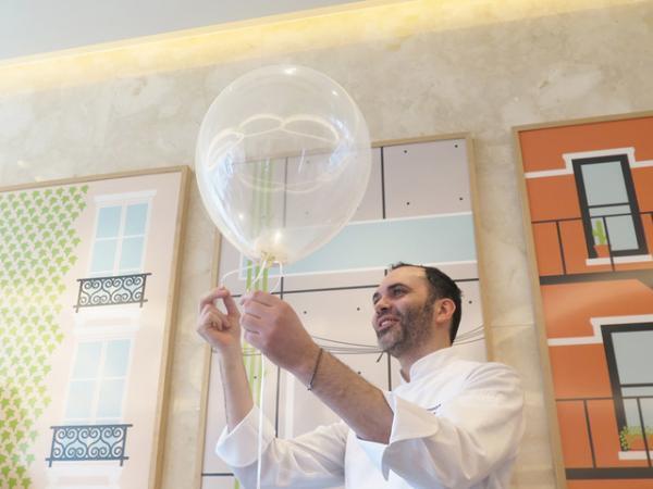 ドミニクアンセルベーカリー、銀座三越に日本2号店をオープン！空飛ぶケーキなど銀座だけのスイーツがお披露目