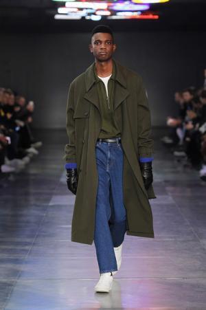 今のパリモードのスタンダードはアミ アレクサンドル マテュッシ【2017-18秋冬メンズ】