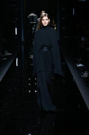 バルマン、服の上で鳴り響くハードロック【2017-18秋冬メンズ】